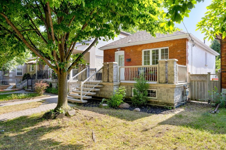 30 Mould Avenue, Toronto, Ontario, Canada photo 2