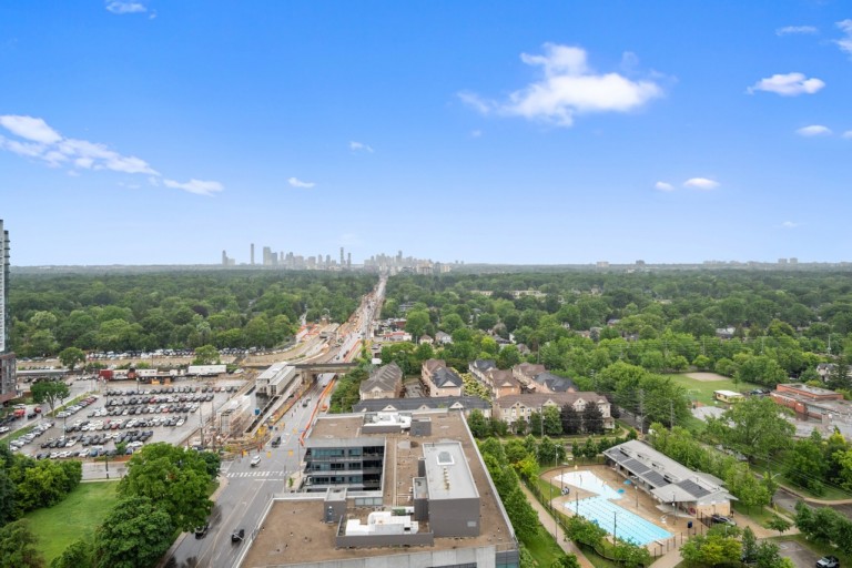 1 Hurontario Street, Suite 2004, Toronto, Ontario, Canada photo 15