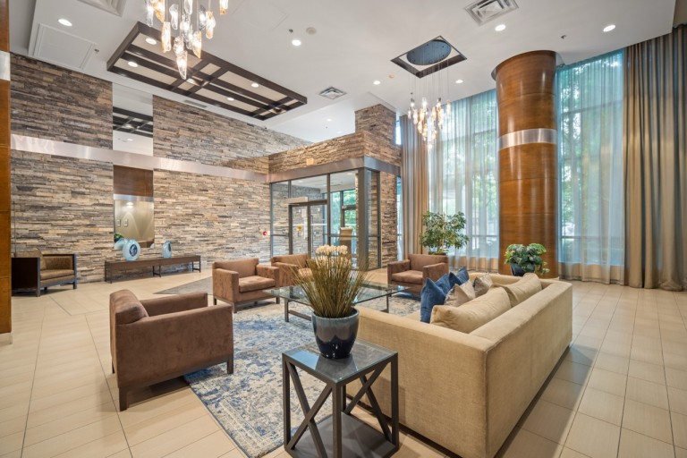 1 Hurontario Street, Suite 2004, Toronto, Ontario, Canada photo 2