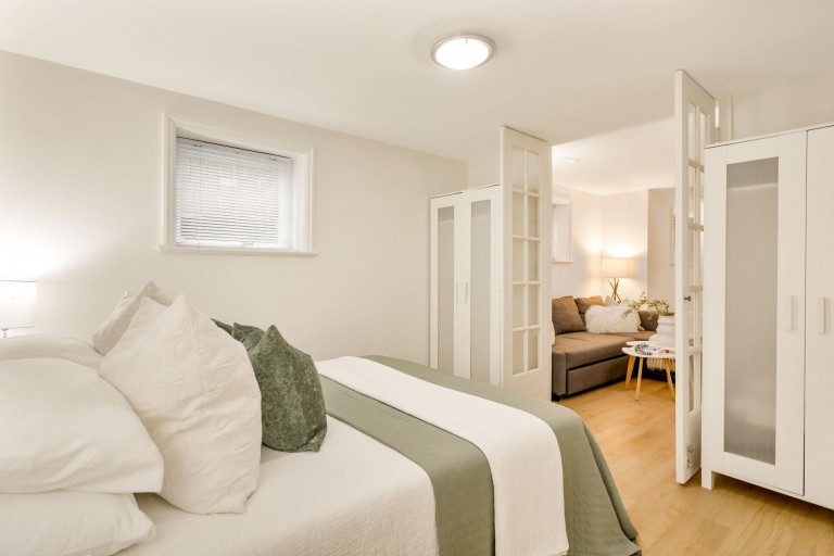 9 Humbercrest Point, Toronto, Ontario, Canada photo 38