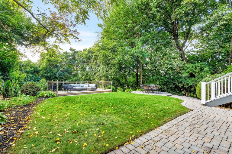 9 Humbercrest Point, Toronto, Ontario, Canada photo 48