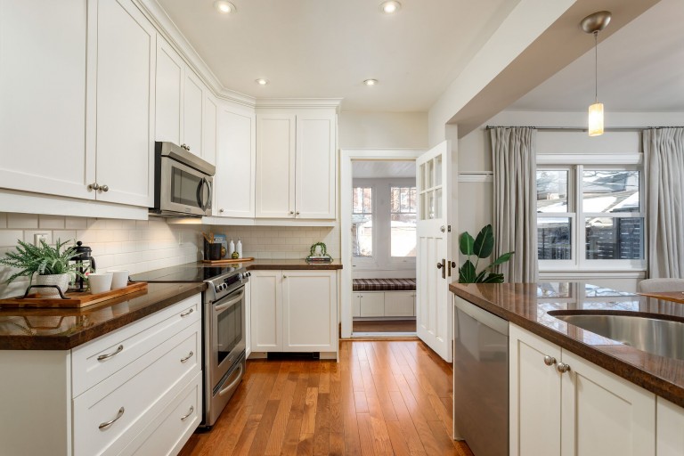 33 Humber Trail, Toronto, Ontario, Canada photo 17