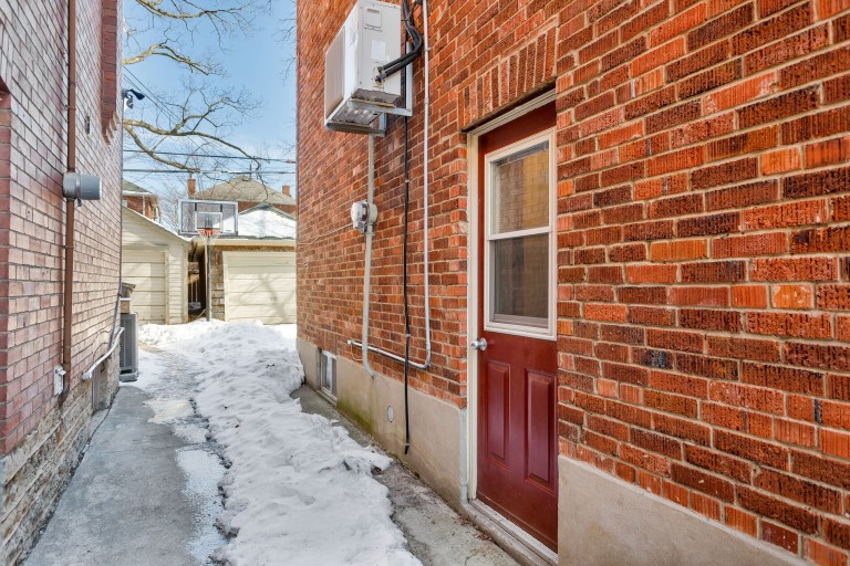 33 Humber Trail, Toronto, Ontario, Canada photo 39