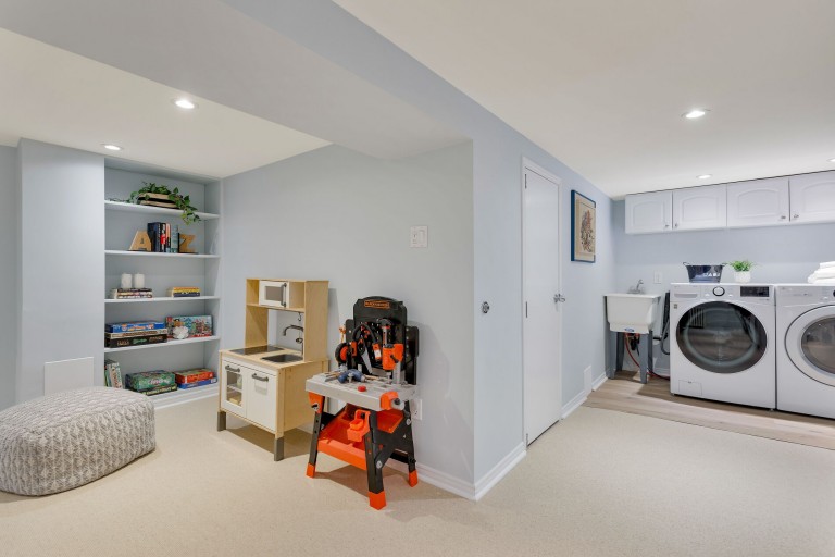 33 Humber Trail, Toronto, Ontario, Canada photo 37