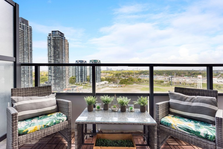 30 Shore Breeze Drive, Suite 1712, Toronto, Ontario, Canada photo 24