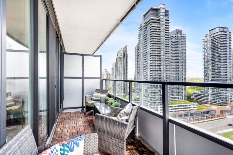30 Shore Breeze Drive, Suite 1712, Toronto, Ontario, Canada photo 26