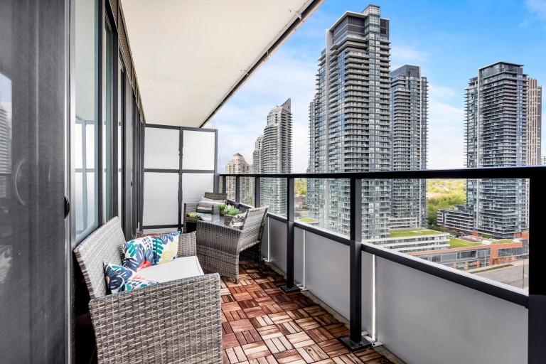 30 Shore Breeze Drive, Suite 1712, Toronto, Ontario, Canada photo 30