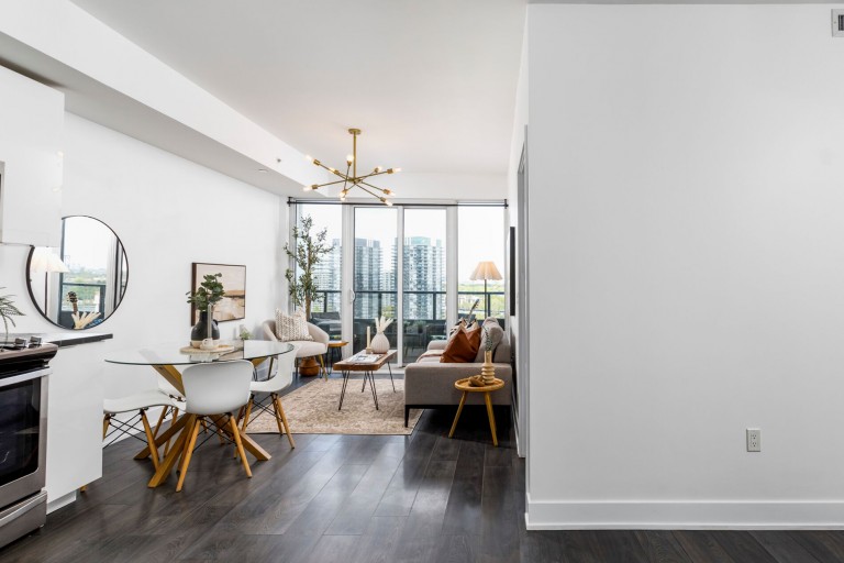 30 Shore Breeze Drive, Suite 1712, Toronto, Ontario, Canada photo 6