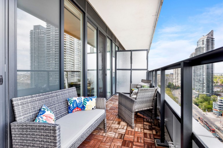 30 Shore Breeze Drive, Suite 1712, Toronto, Ontario, Canada photo 27
