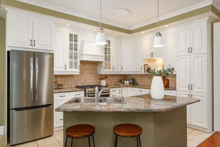 3 Humbercrest Boulevard, Toronto, Ontario, Canada photo 13
