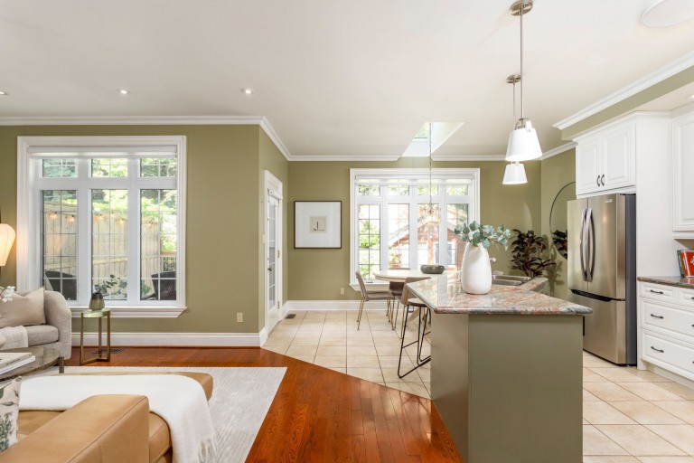 3 Humbercrest Boulevard, Toronto, Ontario, Canada photo 11