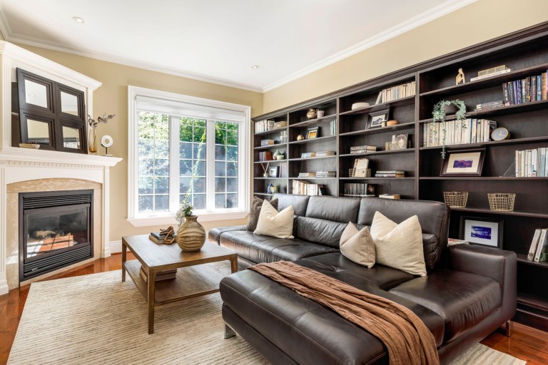 3 Humbercrest Boulevard, Toronto, Ontario, Canada photo 6