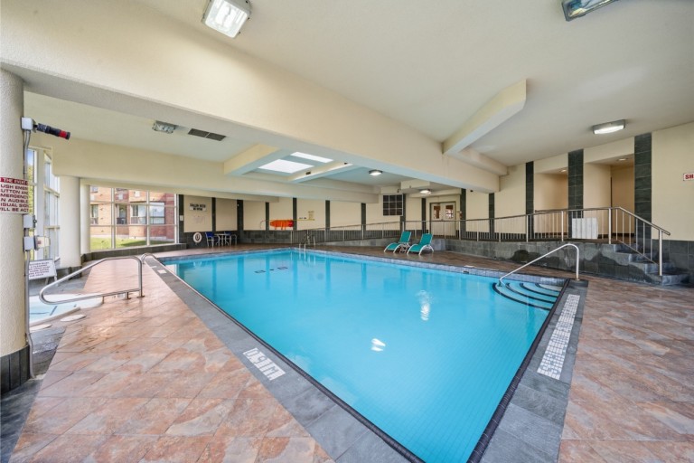 6 Humberline Dr Suite 202, Toronto, Ontario, Canada photo 43