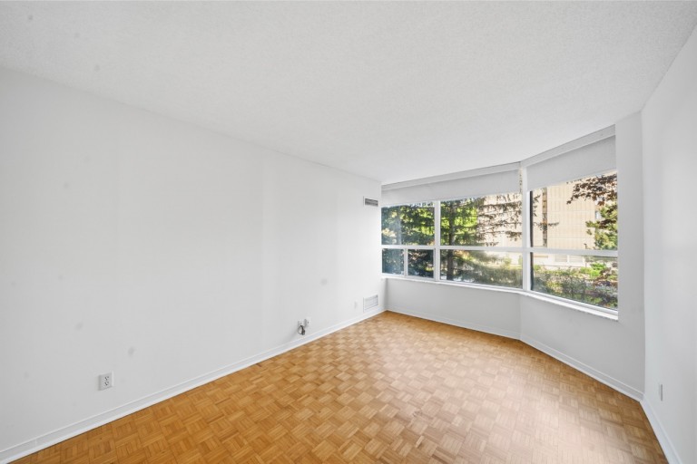 6 Humberline Dr Suite 202, Toronto, Ontario, Canada photo 19