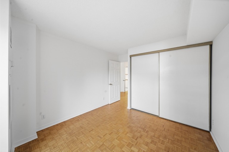 6 Humberline Dr Suite 202, Toronto, Ontario, Canada photo 28