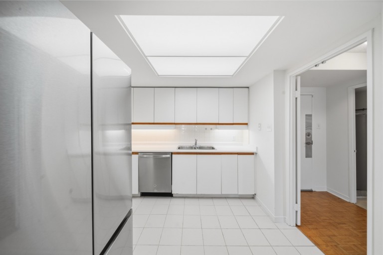 6 Humberline Dr Suite 202, Toronto, Ontario, Canada photo 13