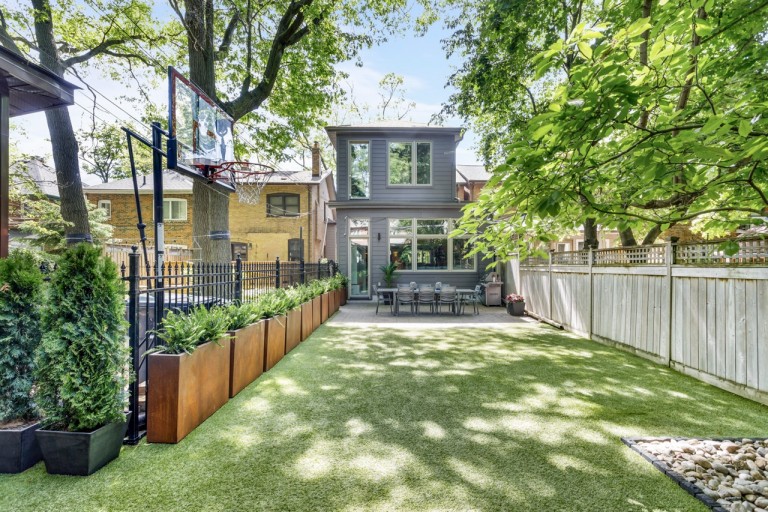 311 Armadale Avenue, Toronto, Ontario, Canada