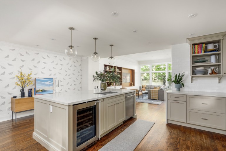 311 Armadale Avenue, Toronto, Ontario, Canada
