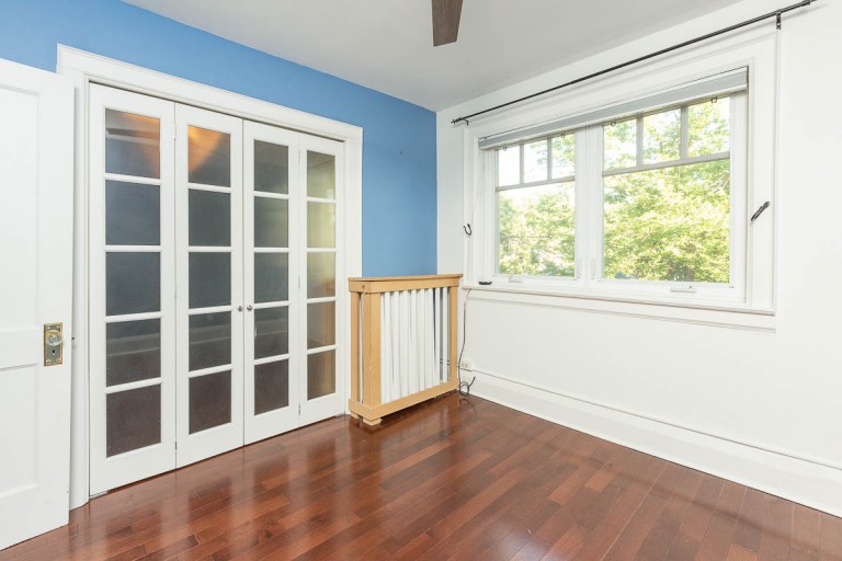 94 Woodside Avenue, Toronto, Ontario, Canada photo 12
