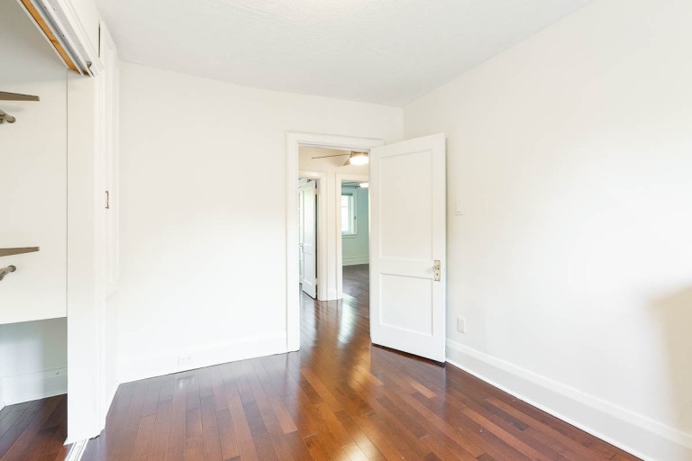 94 Woodside Avenue, Toronto, Ontario, Canada photo 18