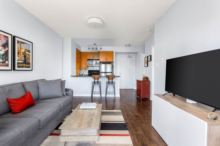 2495 Dundas Street West Suite #307, Toronto, Ontario, Canada photo 8
