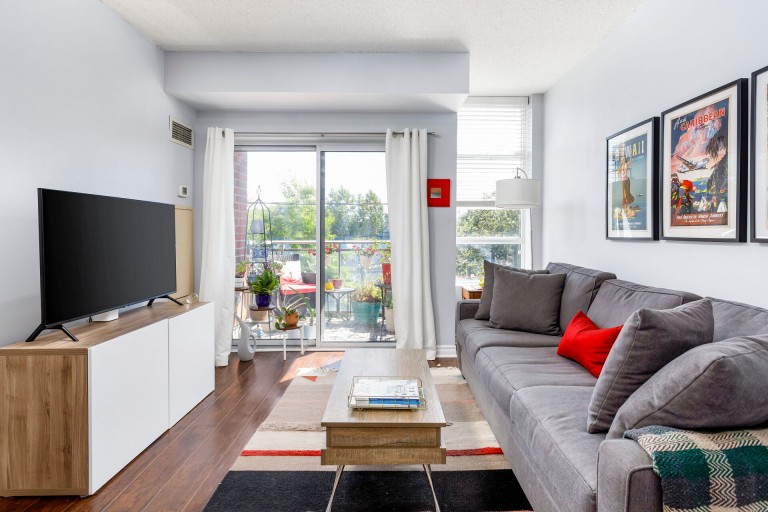 2495 Dundas Street West Suite #307, Toronto, Ontario, Canada photo 9