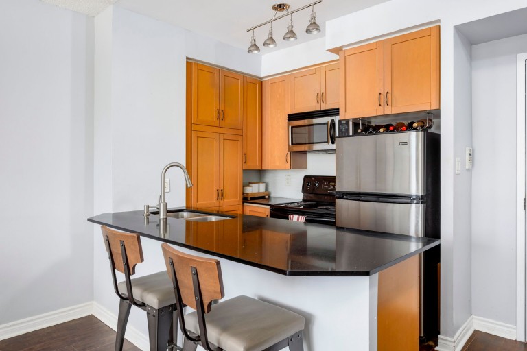 2495 Dundas Street West Suite #307, Toronto, Ontario, Canada photo 13