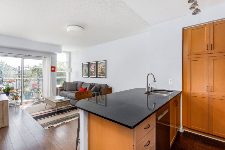 2495 Dundas Street West Suite #307, Toronto, Ontario, Canada photo 6