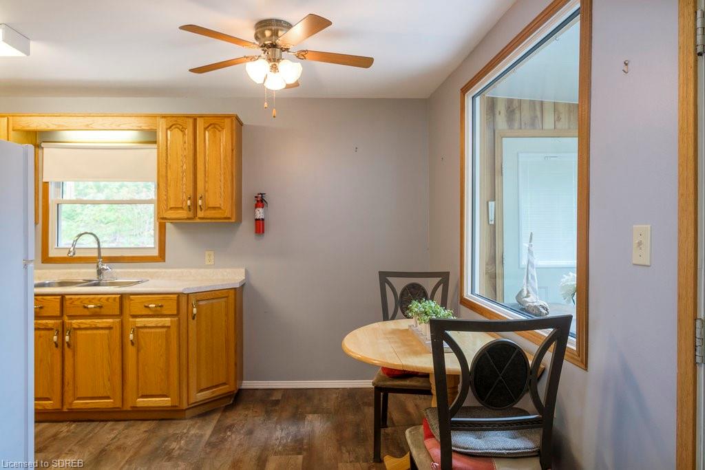 8 C Lane, Fishers Glen, Ontario, Canada