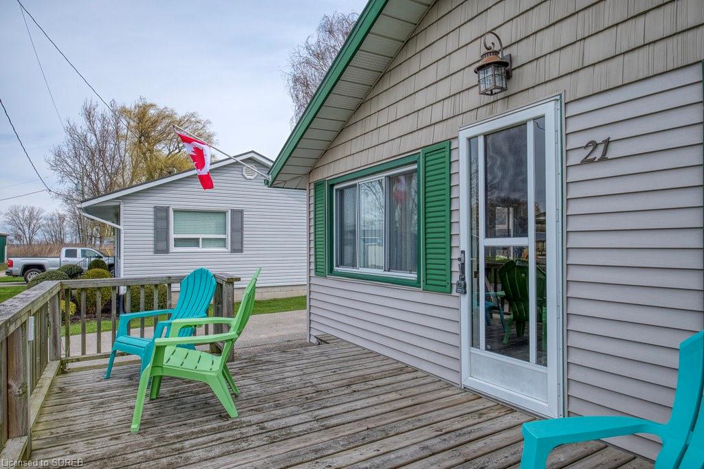 21 FOURTH Avenue, Long Point, Ontario, Canada