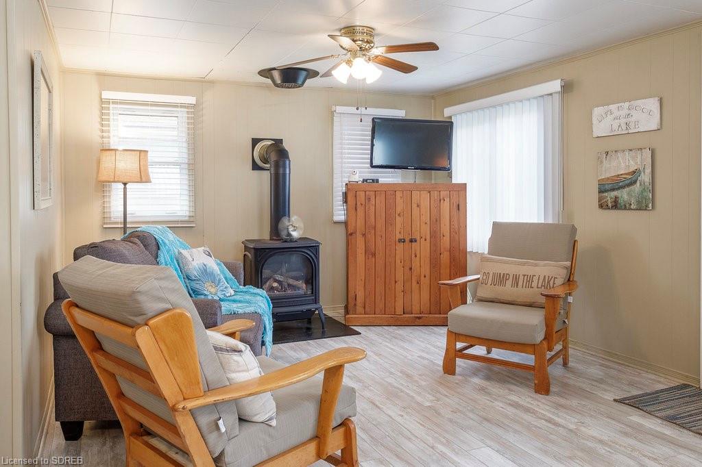 21 FOURTH Avenue, Long Point, Ontario, Canada