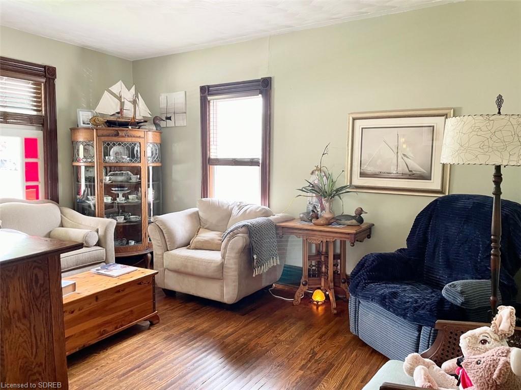 33,35,37 WOLVEN Street, Port Rowan, Ontario, Canada