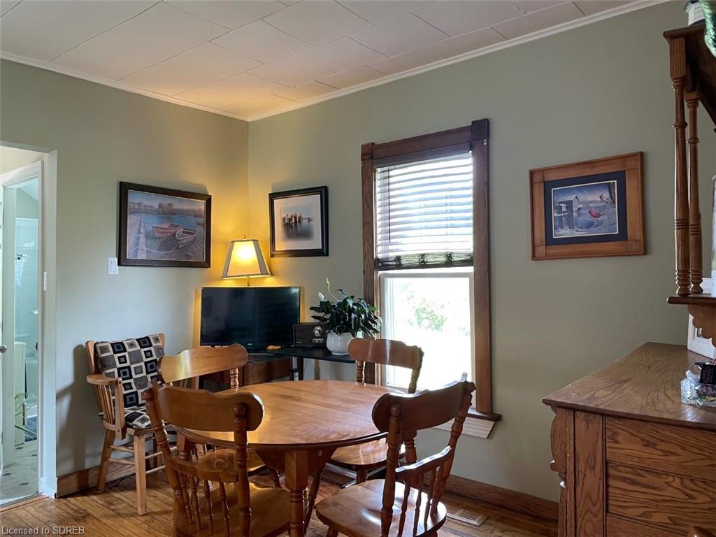 33,35,37 WOLVEN Street, Port Rowan, Ontario, Canada