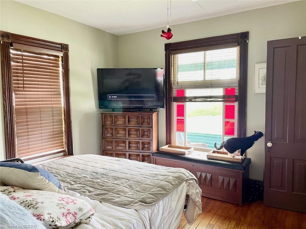 33,35,37 WOLVEN Street, Port Rowan, Ontario, Canada