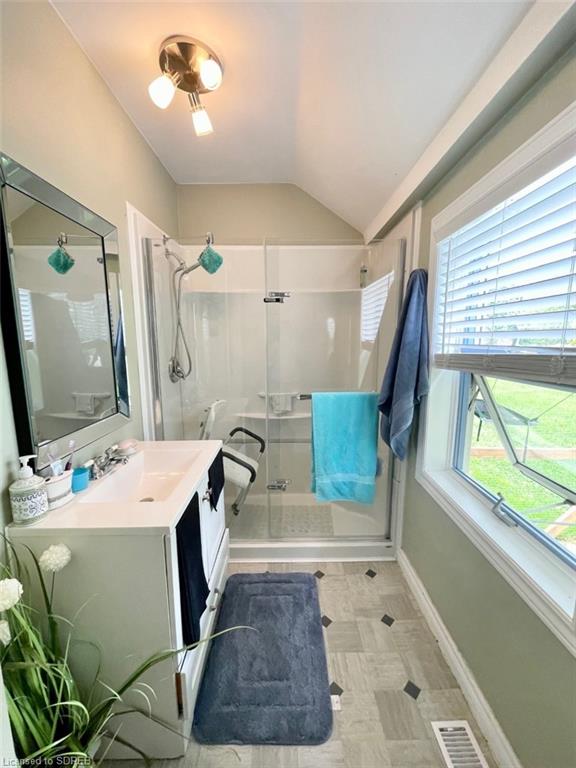 33,35,37 WOLVEN Street, Port Rowan, Ontario, Canada