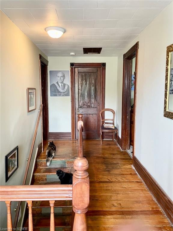 33,35,37 WOLVEN Street, Port Rowan, Ontario, Canada