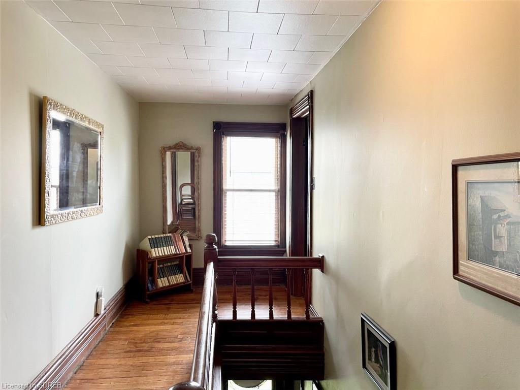 33,35,37 WOLVEN Street, Port Rowan, Ontario, Canada