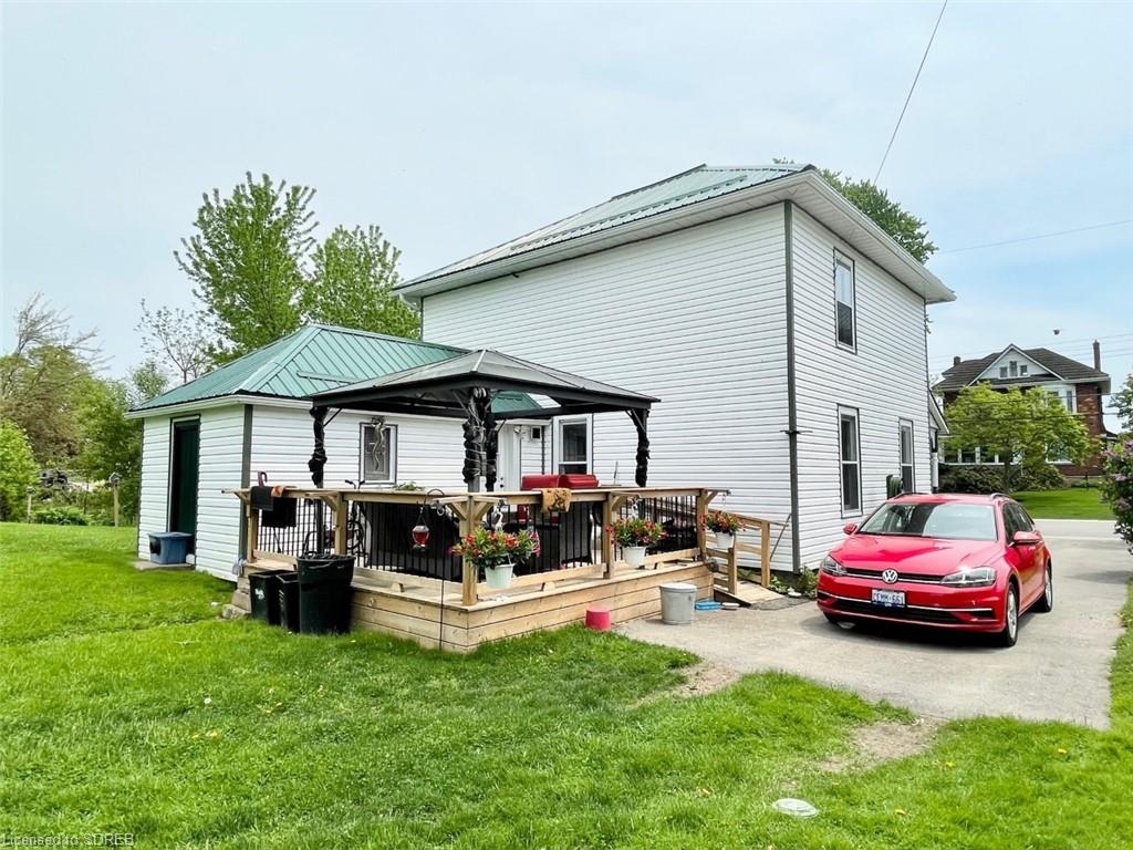 33,35,37 WOLVEN Street, Port Rowan, Ontario, Canada