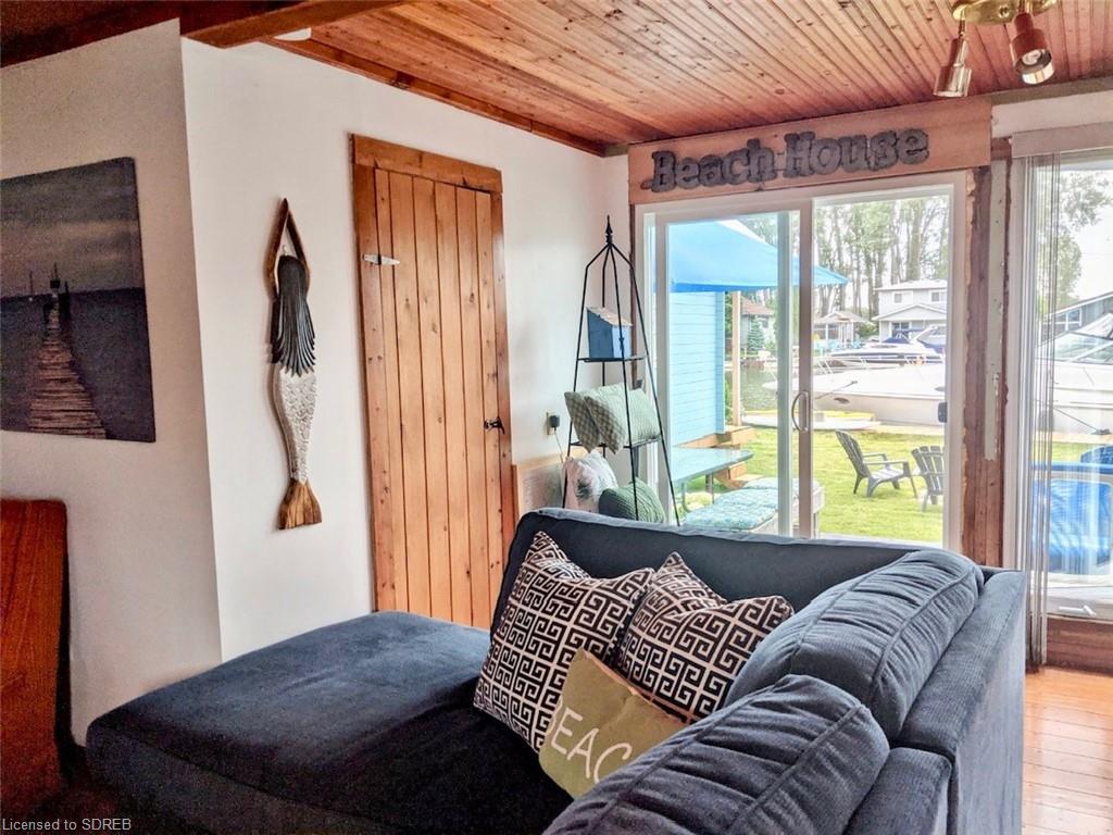 35 ROGERS Avenue, Long Point, Ontario, Canada