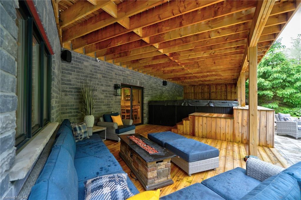 6 RAVINE Drive, Minesing Ontario, Canada