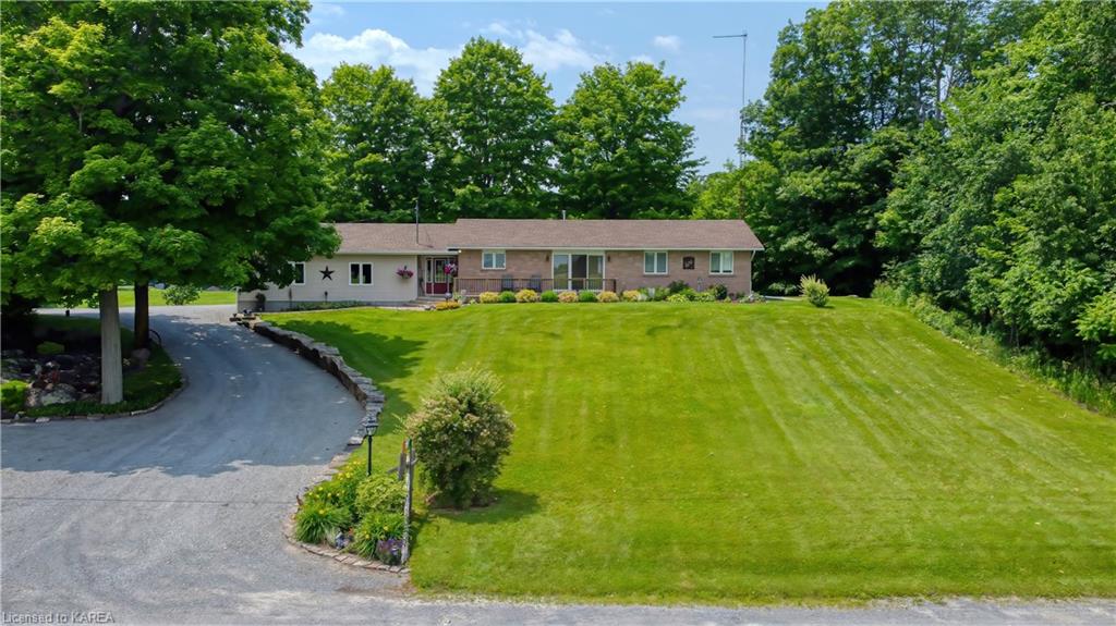 1014 BEACH Lane, Seeley's Bay Ontario, Canada