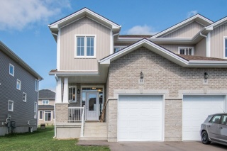 113 Dr. Richard James Crescent, Amherstview Ontario, Canada