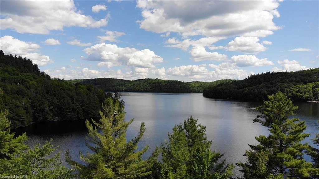 1027 STONEGATE Court, Haliburton, Ontario, Canada