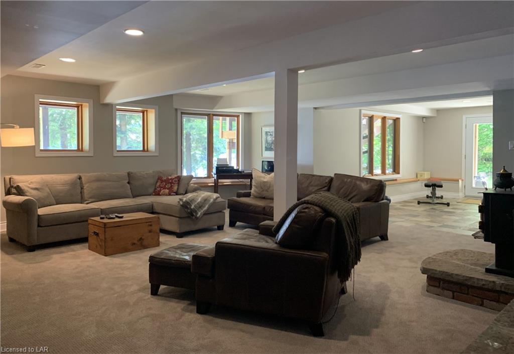 1027 STONEGATE Court, Haliburton, Ontario, Canada