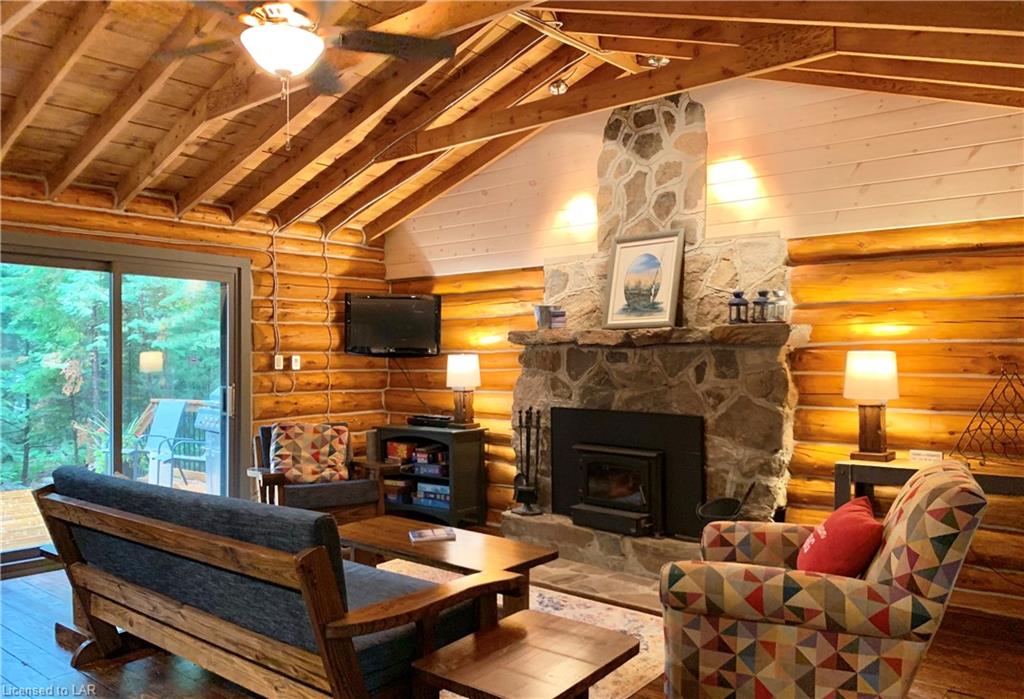 1027 PONDEROSA Trail, Haliburton, Ontario, Canada