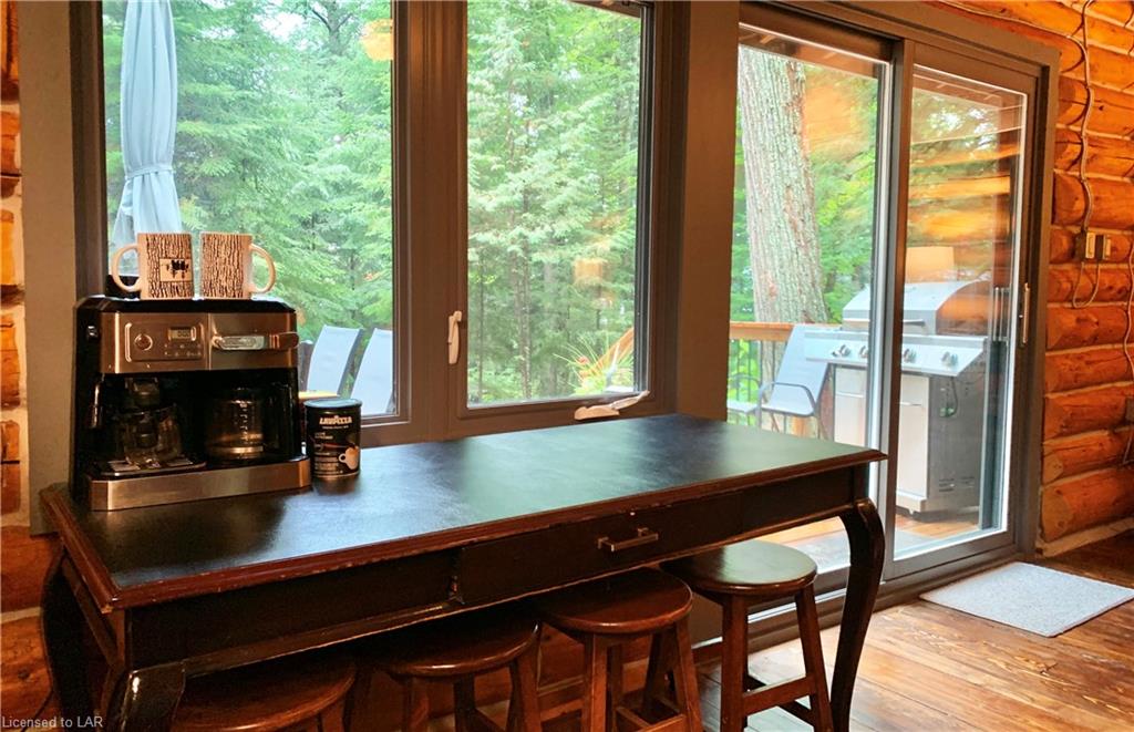 1027 PONDEROSA Trail, Haliburton, Ontario, Canada