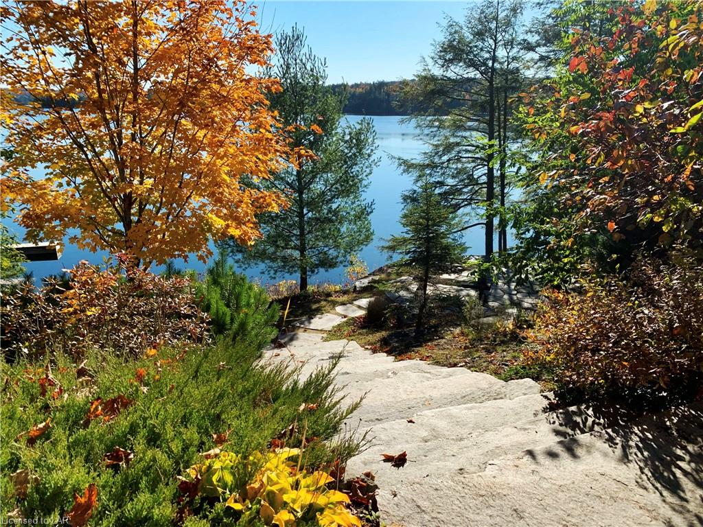 2946 WEST SHORE Road, Haliburton, Ontario, Canada