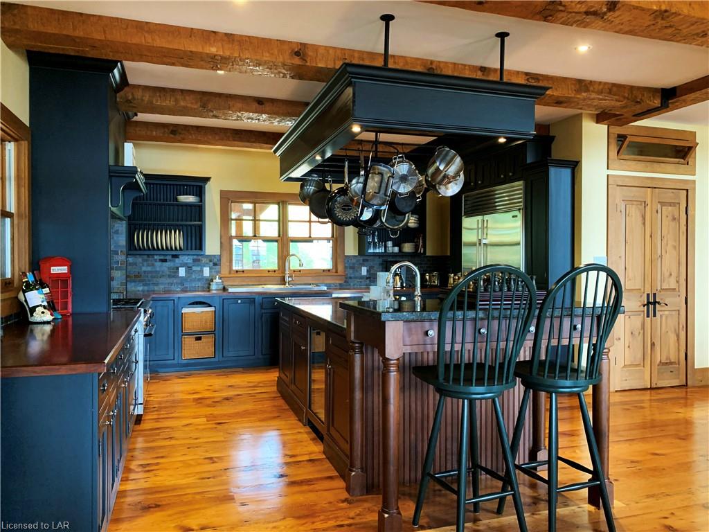 2946 WEST SHORE Road, Haliburton, Ontario, Canada
