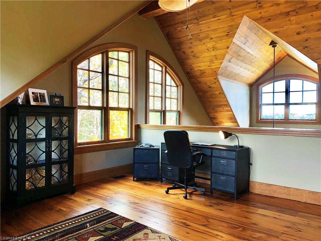 2946 WEST SHORE Road, Haliburton, Ontario, Canada