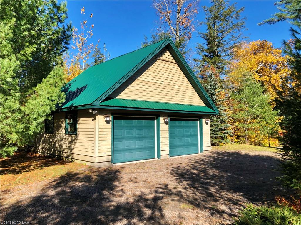 2946 WEST SHORE Road, Haliburton, Ontario, Canada